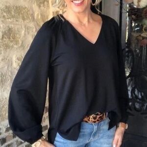 CAbi Swanky Loose Fit V-Neck Puff Sleeves Top Blouse Sz S